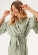 BUBBLEROOM Frill Robe  Dusty green 40/42