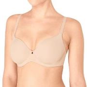 Triumph BH Body Make-Up Essentials WP Beige F 65 Dam