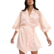 Triumph A Weekend To Remember Robe Ljusrosa polyester 46 Dam