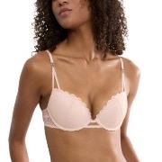 Triumph BH That Night In Vegas Wired Push-Up Bra Ljusrosa A 80 Dam