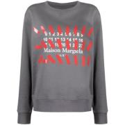 Maison Margiela Mysig Logo-Print Sweatshirt-S Gray, Dam