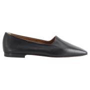 ATP Atelier Svarta Nappa Loafers - Stiliga och Bekväma Black, Dam