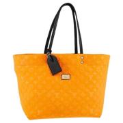 Louis Vuitton Vintage Skulderväska som är begagnad Orange, Dam