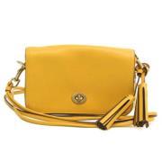 Coach Pre-owned Pre-owned Läder axelremsvskor Yellow, Dam