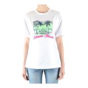Fendi Uppgradera din garderob med denna högkvalitativa T-shirt för kvi...