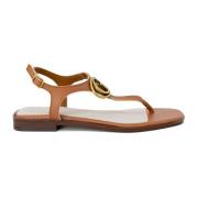 Guess Sommarstil Uppgradering: Damklackade sandaler Brown, Dam