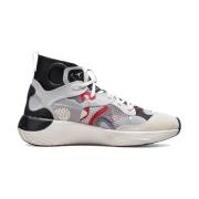 Nike Delta 3 SP Sneakers i Sail/Black-University Red-Grey White, Herr