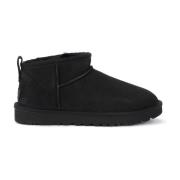 UGG Klassisk Ultra Mini Boot Black, Dam