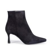 Calpierre Svarta Ankelboots - Elegant och Tidlös Design Black, Dam