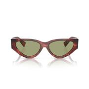 Miu Miu Trendiga Cat-Eye Solglasögon med Gröna Spegelglas Brown, Dam