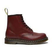 Dr. Martens Klassiska släta läderstövlar Red, Dam