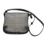 Coach Pre-owned Pre-owned Canvas axelremsvskor Black, Dam