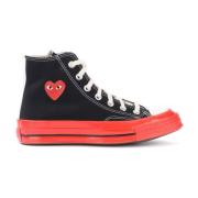 Comme des Garçons Play Höga Chuck Taylor All Star Sneakers i Svart och...