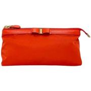 Salvatore Ferragamo Pre-owned Pre-owned Tyg kuvertvskor Red, Dam