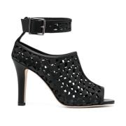 Manolo Blahnik Svarta Geometriska Laserutskurna Lädersandaler Black, D...