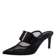 Salvatore Ferragamo Pre-owned Pre-owned Tyg mules Black, Dam