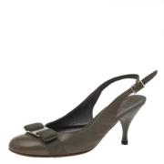 Salvatore Ferragamo Pre-owned Pre-owned Laeder sandaler Gray, Dam