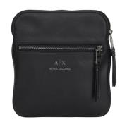 Armani Exchange Svart axelväska i fejk läder Black, Herr