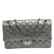 Chanel Vintage Pre-owned Laeder chanel-vskor Gray, Dam