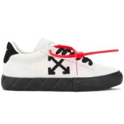 Off White Nya Arrow Low Vulcanized Sneakers White, Dam