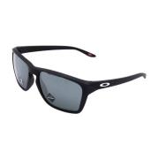 Oakley Stiliga solglasögon i svart och grå Black, Unisex