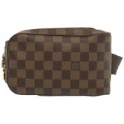 Louis Vuitton Vintage Pre-owned Canvas axelremsvskor Brown, Dam