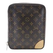 Louis Vuitton Vintage Pre-owned Canvas kuvertvskor Brown, Dam