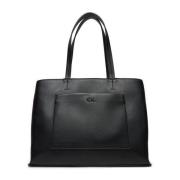 Calvin Klein Daily Medium Tote Pebble Väska Black, Dam