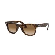 Ray-Ban Wayfarer Ease solglasögon i ljus Havana Brown, Unisex