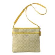 Coach Pre-owned Pre-owned Tyg axelremsvskor Beige, Dam