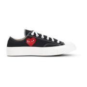 Comme des Garçons Play Röd Hjärta Låg Topp Sneakers Black, Dam