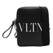 Valentino Garavani Liten Crossbody-väska Black, Herr