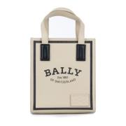 Bally Axelväskor för stiliga utseenden Beige, Dam