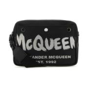 Alexander McQueen Svart Graffiti Axelväska Black, Herr