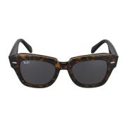 Ray-Ban Stiliga solglasögon med unik design Brown, Unisex