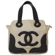 Chanel Vintage Pre-owned Canvas chanel-vskor Beige, Dam