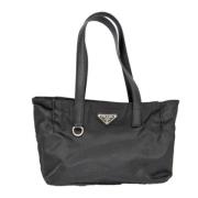 Prada Vintage Pre-owned Nylon prada-vskor Black, Dam