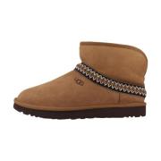 UGG Klassiska Vinterstövlar med Halvmåne Design Brown, Dam