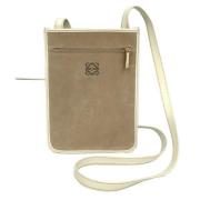 Loewe Pre-owned Pre-owned Mocka axelremsvskor Beige, Dam