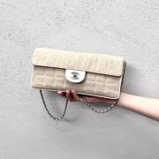 Chanel Vintage Pre-owned Canvas chanel-vskor Beige, Dam