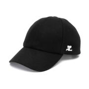 Courrèges Svart Hatt med Broderad Logotyp och Justerbar Rem Black, Dam