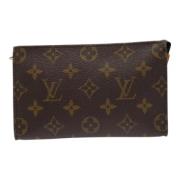 Louis Vuitton Vintage Pre-owned Canvas kuvertvskor Brown, Dam