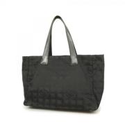 Chanel Vintage Pre-owned Nylon chanel-vskor Black, Dam