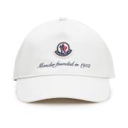 Moncler Bomull Logo Hatt med böjd skärm White, Unisex