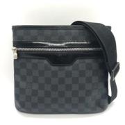 Louis Vuitton Vintage Pre-owned Canvas crossbodyvskor Black, Dam