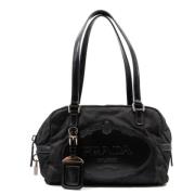 Prada Vintage Pre-owned Nylon axelremsvskor Black, Dam