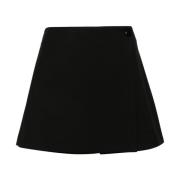 Twinset Svarta Twill Shorts med Guldlogotyp Black, Dam