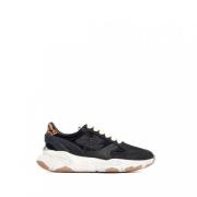 Premiata Svarta sportiga sneakers med djurtryck Black, Dam