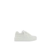 Valentino Garavani Studded Läder Sneakers med Strukturerad Sula White,...