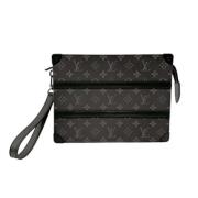 Louis Vuitton Vintage Pre-owned Tyg louis-vuitton-vskor Black, Dam